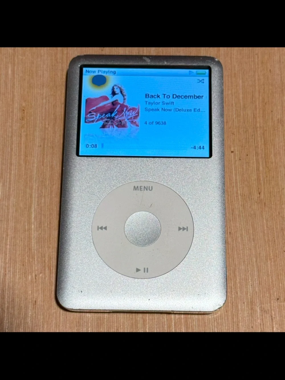 iPod Classic 6thGen 120GB Silver-A1238 Tested Good w/Charg-9638-Songs Read Info!